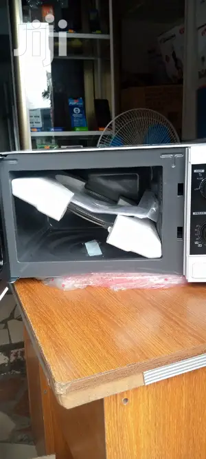 Microwave Oven- Toshiba 20L