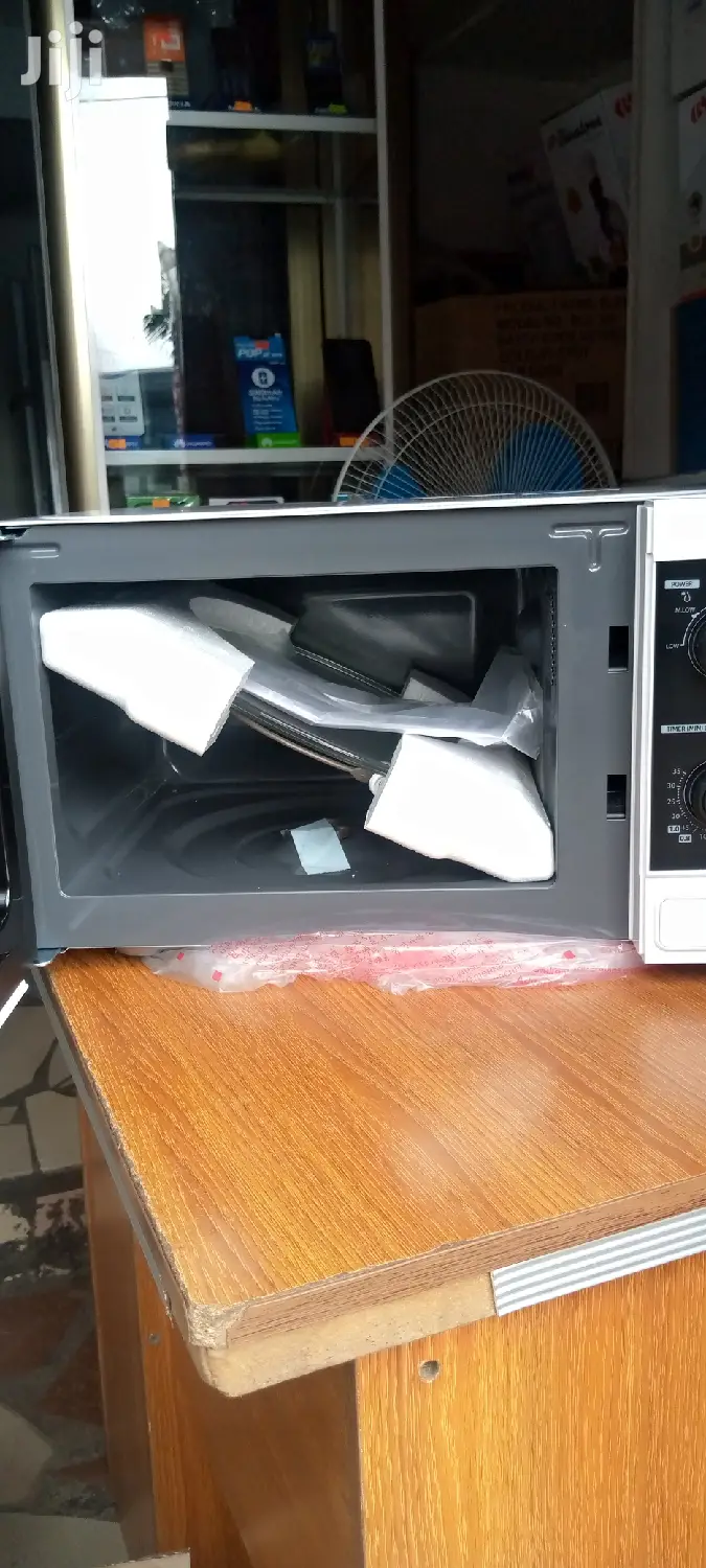 Microwave Oven- Toshiba 20L