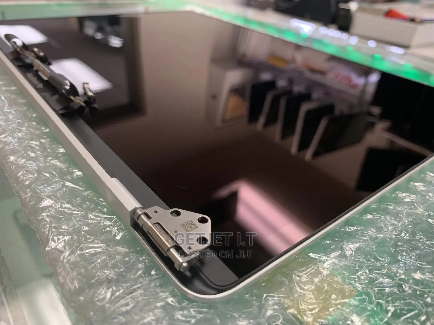 2020 Instant Macbook Screens Replacement From 2019 to 2020