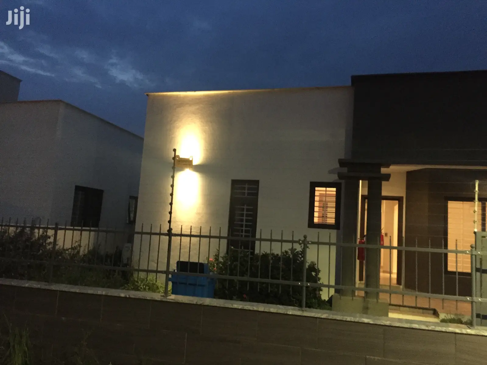 3bdrm House in Goldens Estate, East Legon for rent