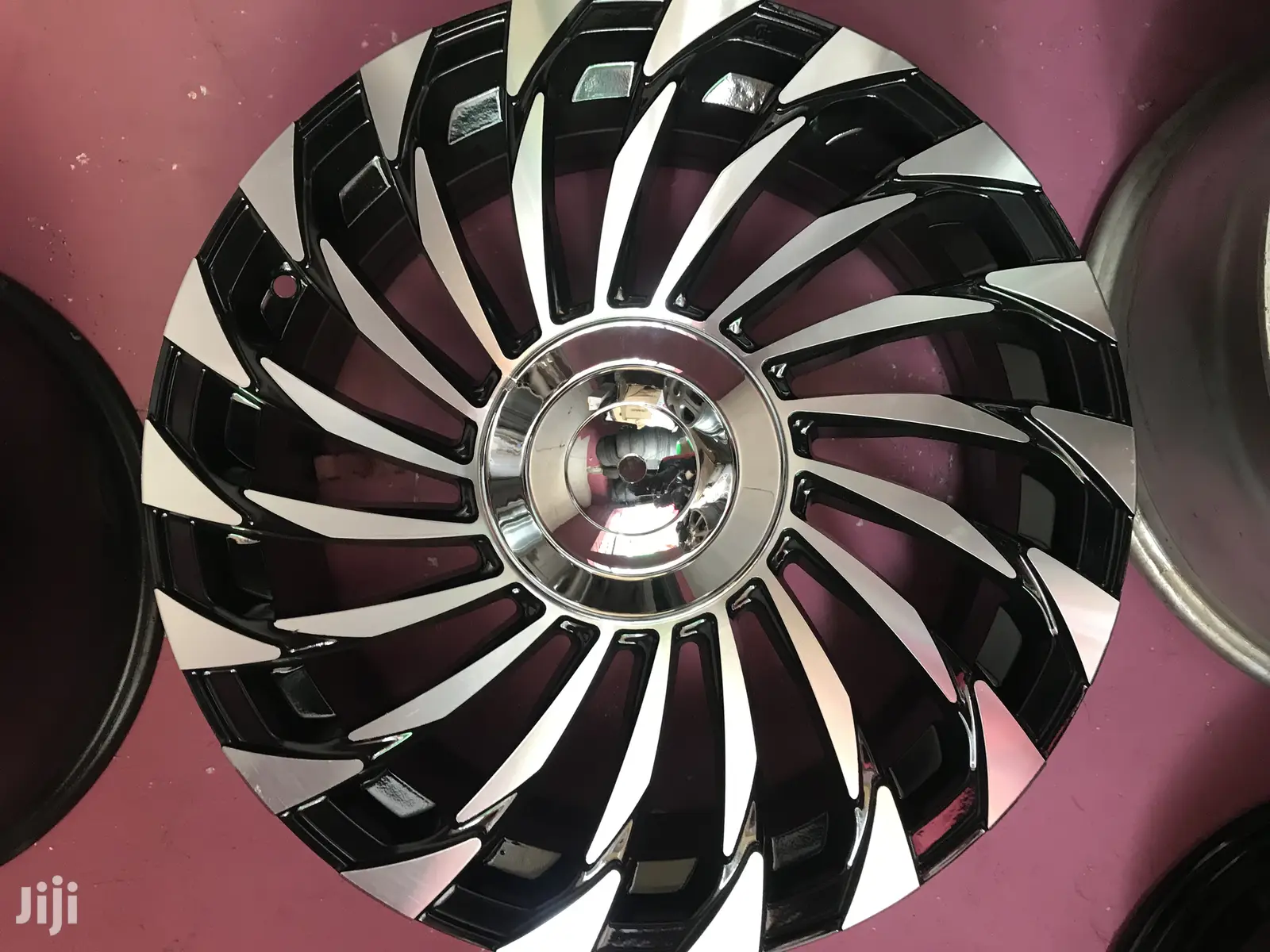 Exotic Alloy Rims and Tyres