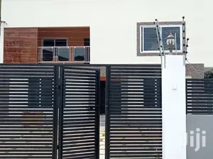 Building Contractor