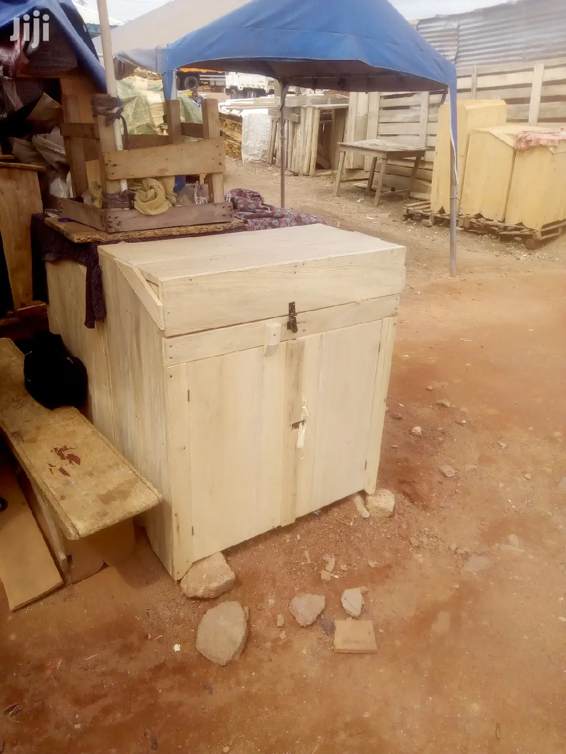 Kitchen Cabinet