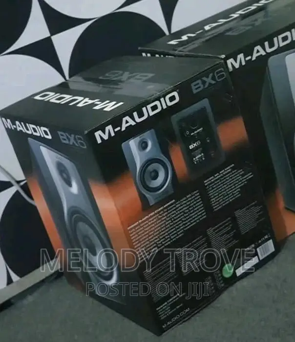 M-Audio BX6 Carbon Monitors