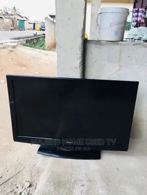 42inches Hitachi Digital Tv