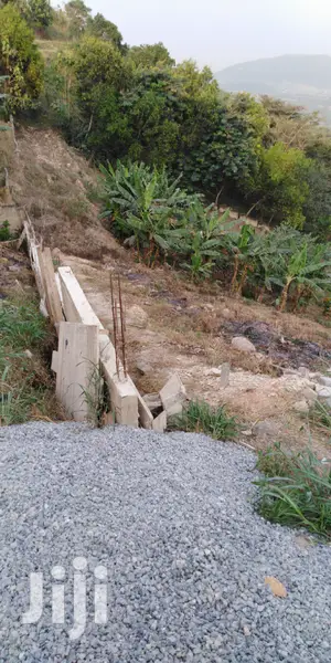 3 Plots Peduase Lodge Aburi