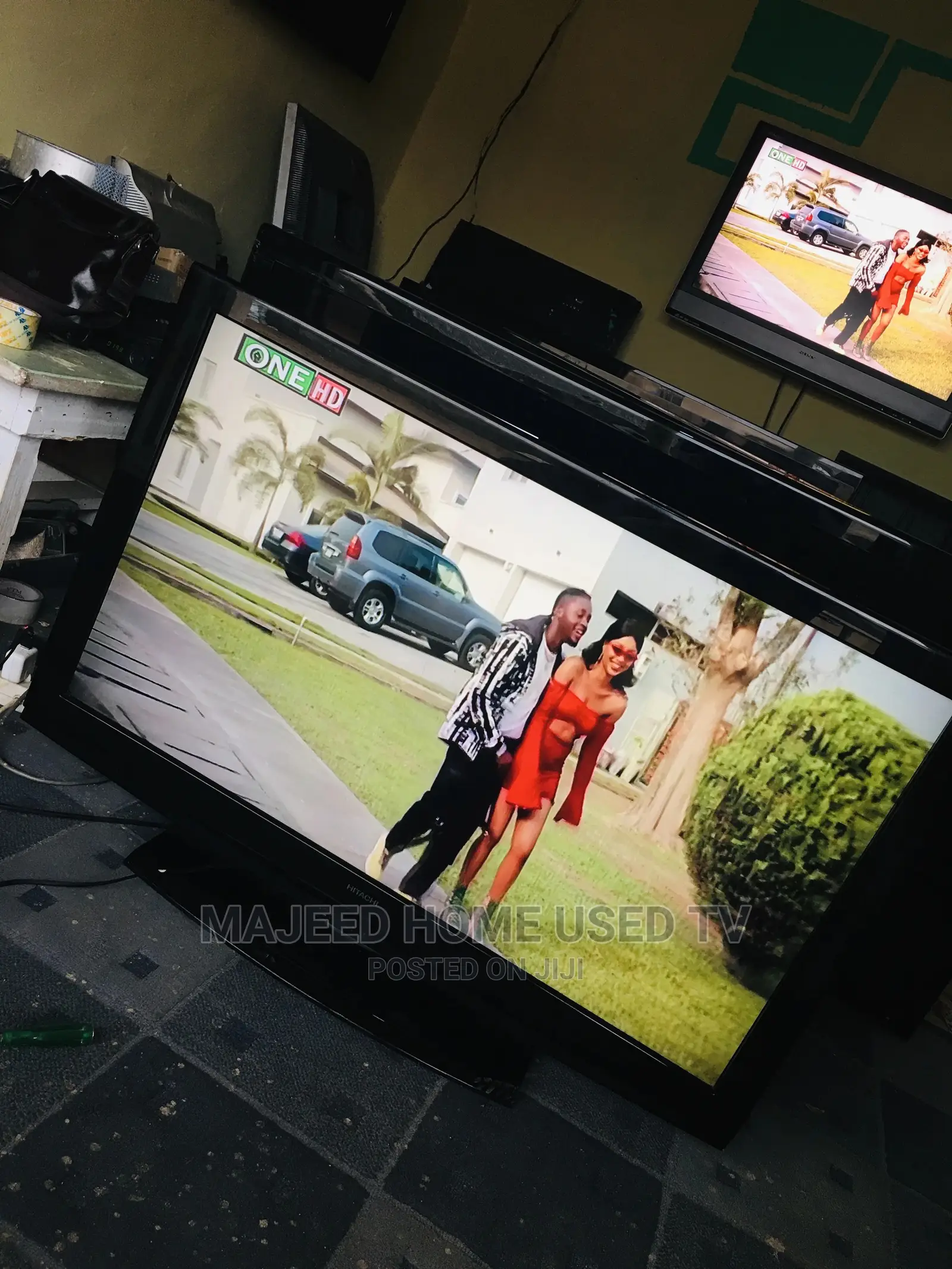 42inches Slim Hitachi Tv