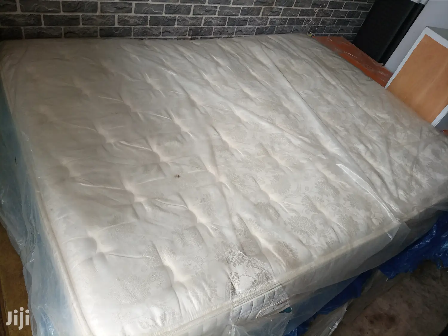 12inches Matress Double