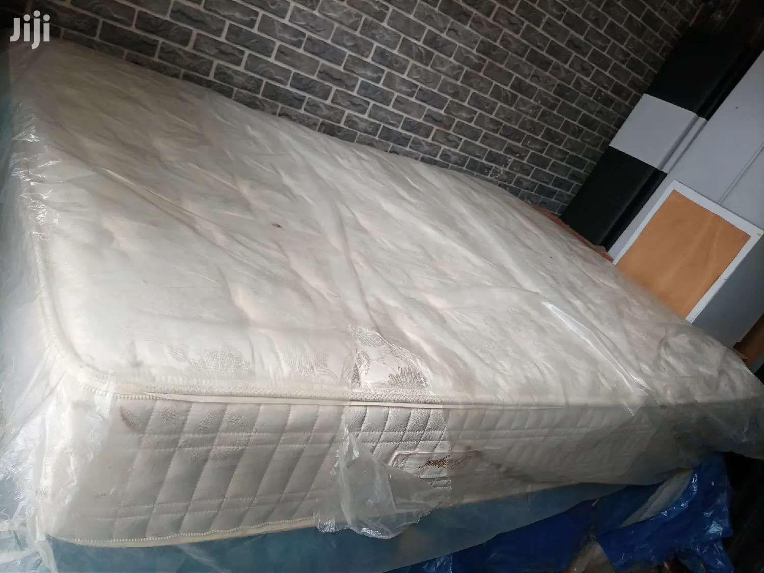 12inches Matress Double