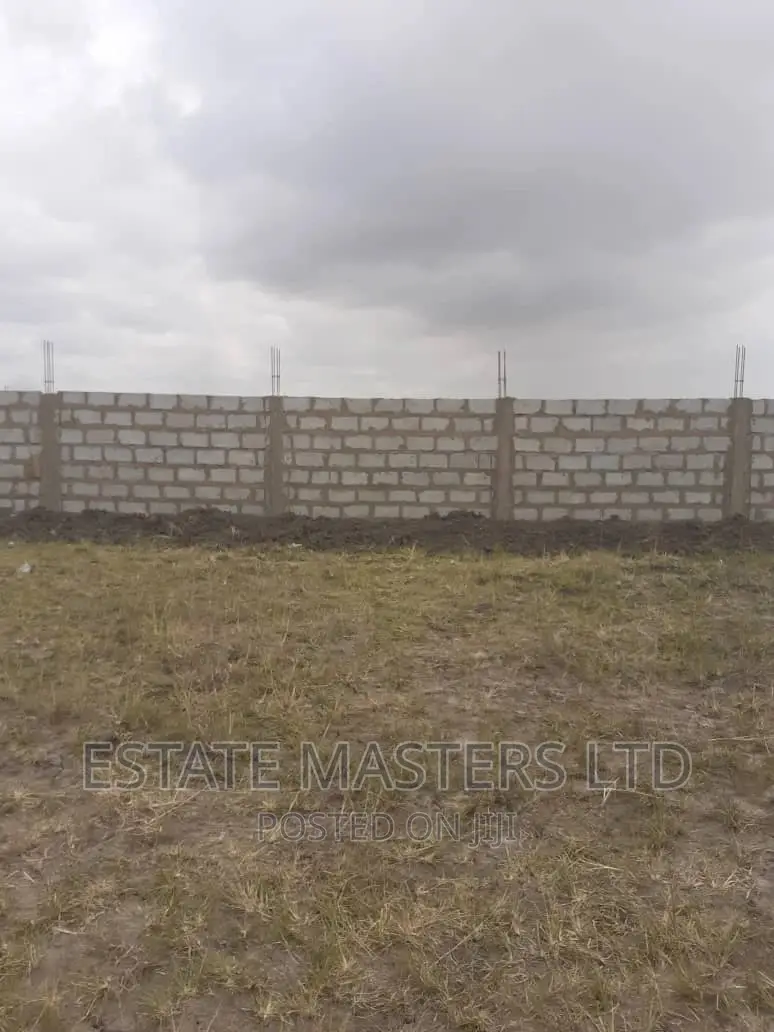 Land With Free Documents