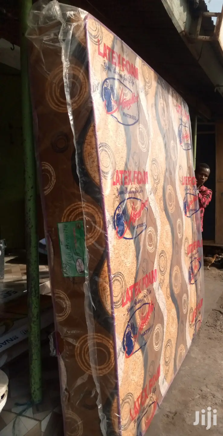 King Size Mattress (12 Inches High Density)