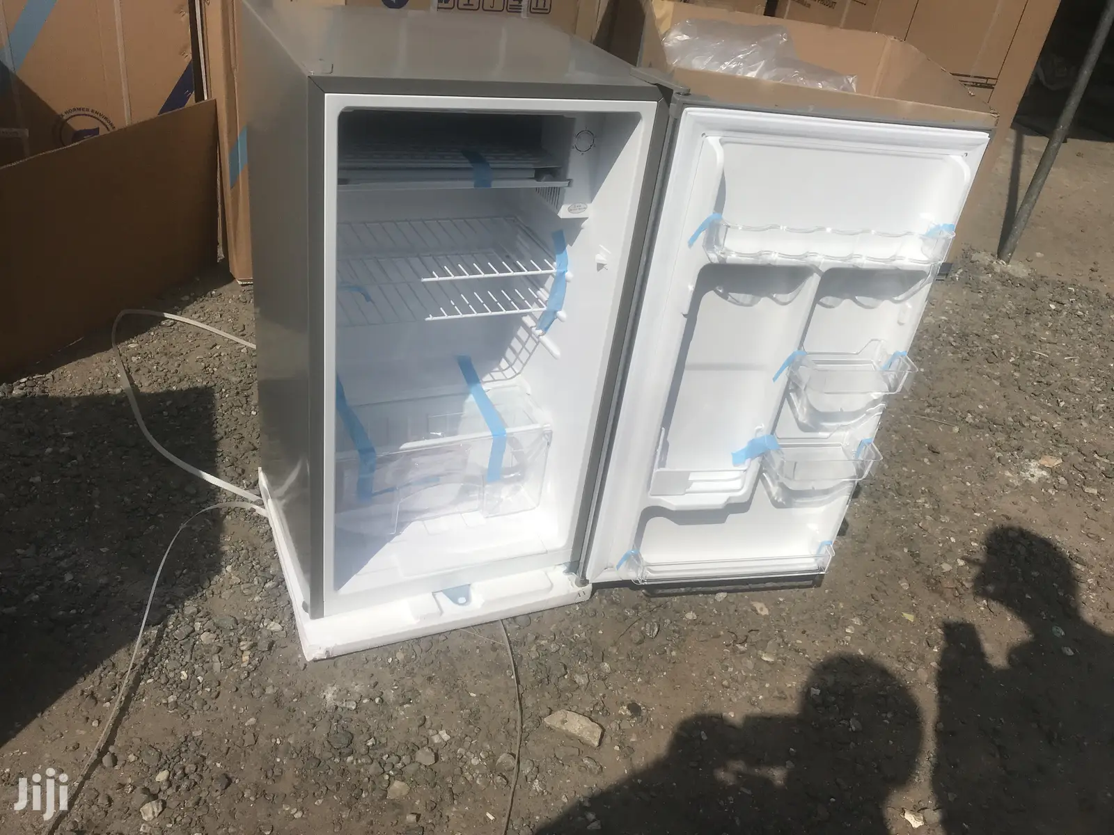Pearl Table Top Fridge Pf-11t With Outside Condenser