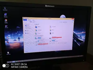 Desktop Computer Dell Inspiron 3000 2GB Intel Atom SSHD (Hybrid) 32GB