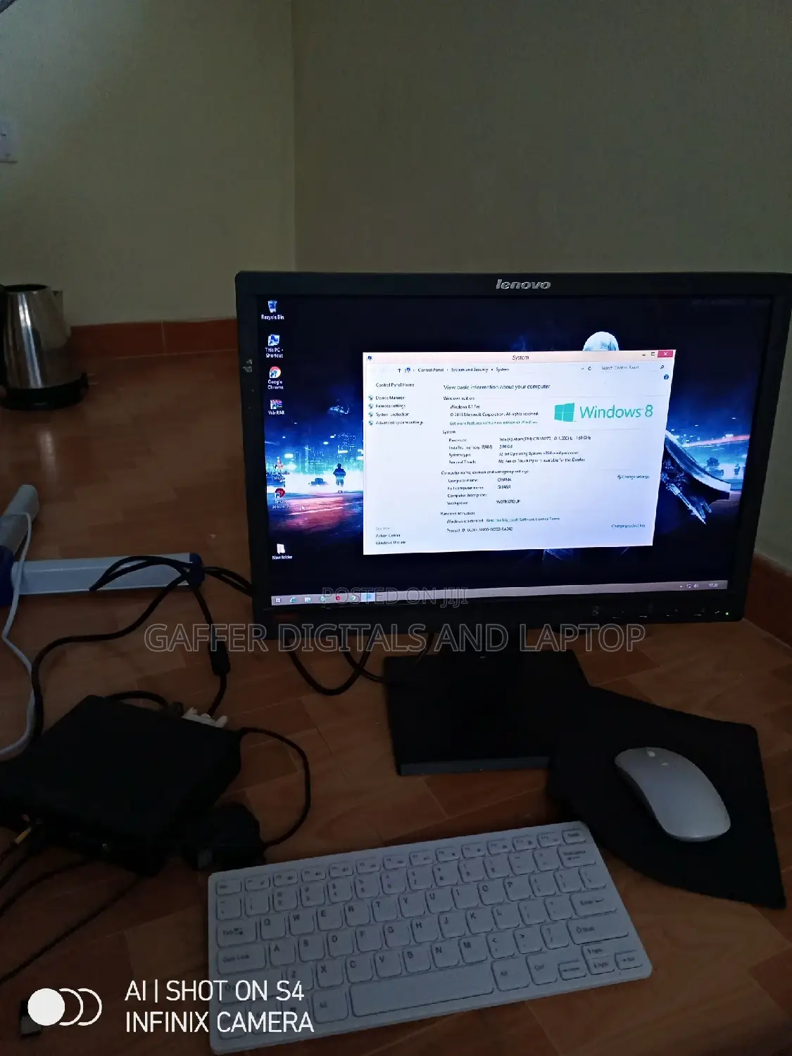 Desktop Computer Dell Inspiron 3000 2GB Intel Atom SSHD (Hybrid) 32GB