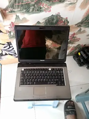 Laptop Toshiba A50 3GB Intel Core 2 Duo HDD 160GB