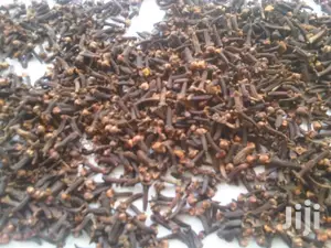 Cloves (Pepele)