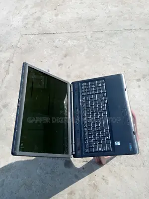 Laptop Toshiba Satellite C850 4GB Intel Core 2 Duo HDD 128GB