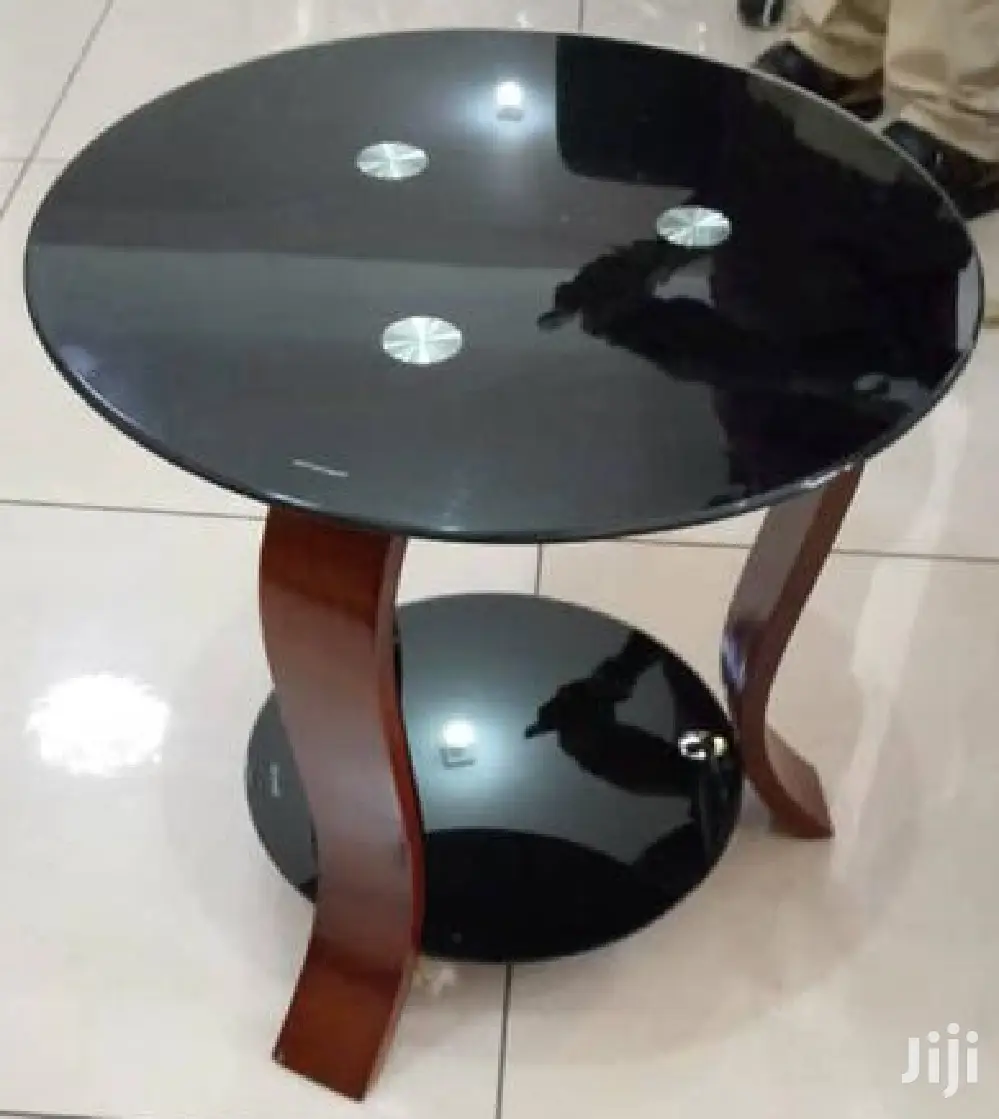 Round Shape Coffee Table
