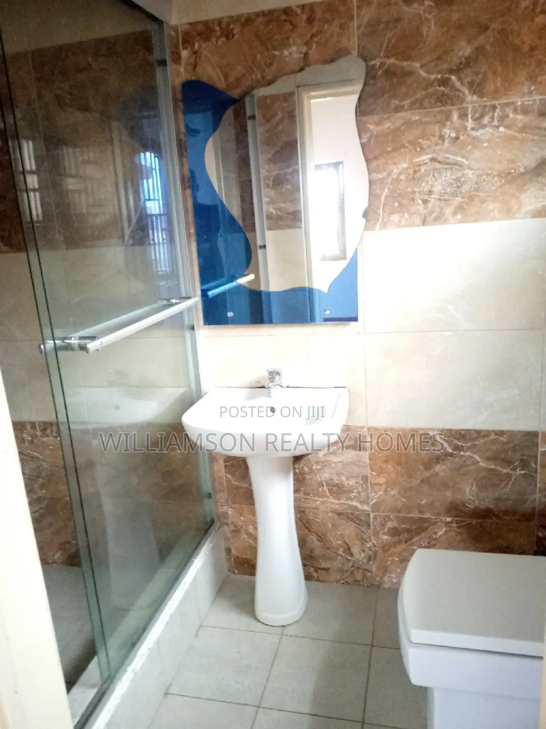 4bdrm House in Hfc Estate, Spintex for rent