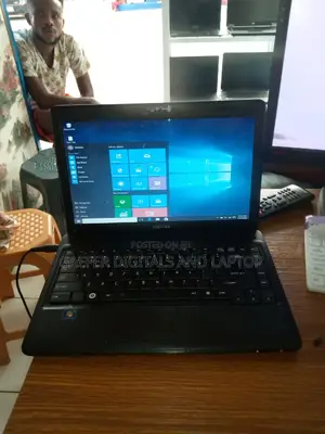 Laptop Toshiba C50 4GB Intel Core I3 HDD 128GB