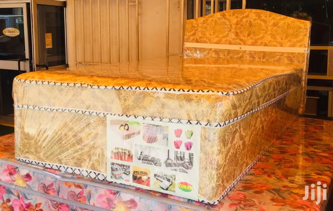One and Half Inbuilt Bed