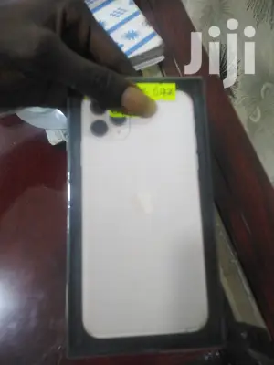 New Apple iPhone 11 Pro Max 64 GB Gold