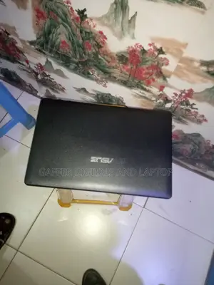 Laptop Asus A72F 8GB Intel Core I5 HDD 500GB