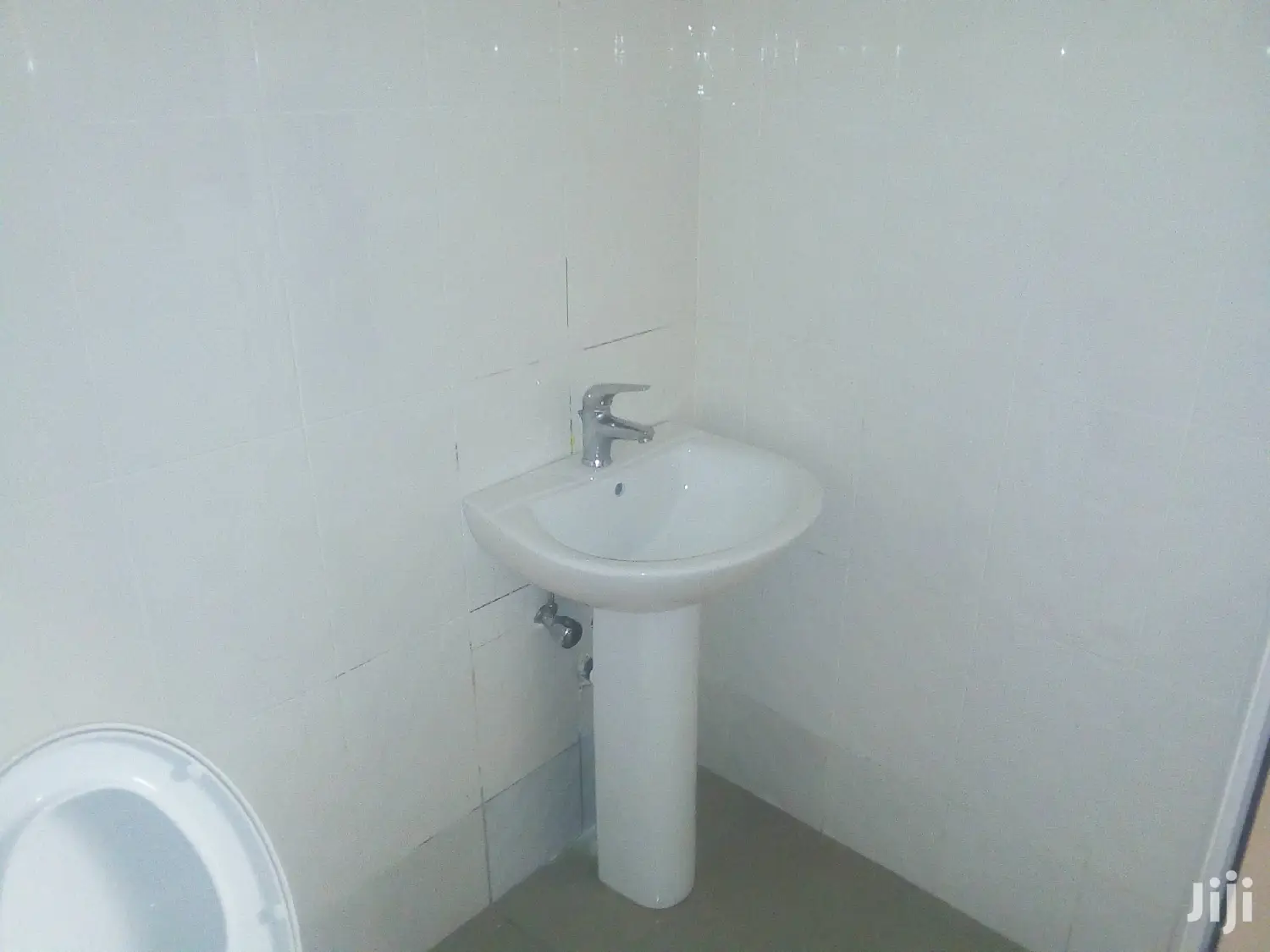 2bdrm Apartment in Teshie for Rent