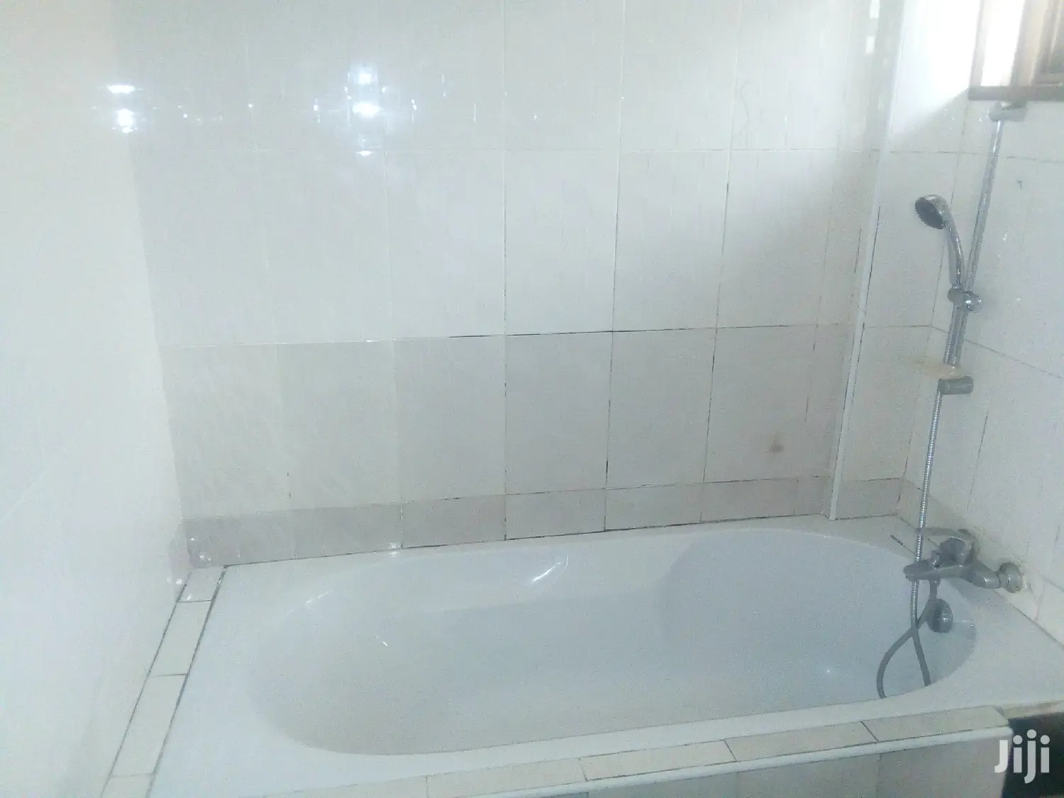 2bdrm Apartment in Teshie for Rent