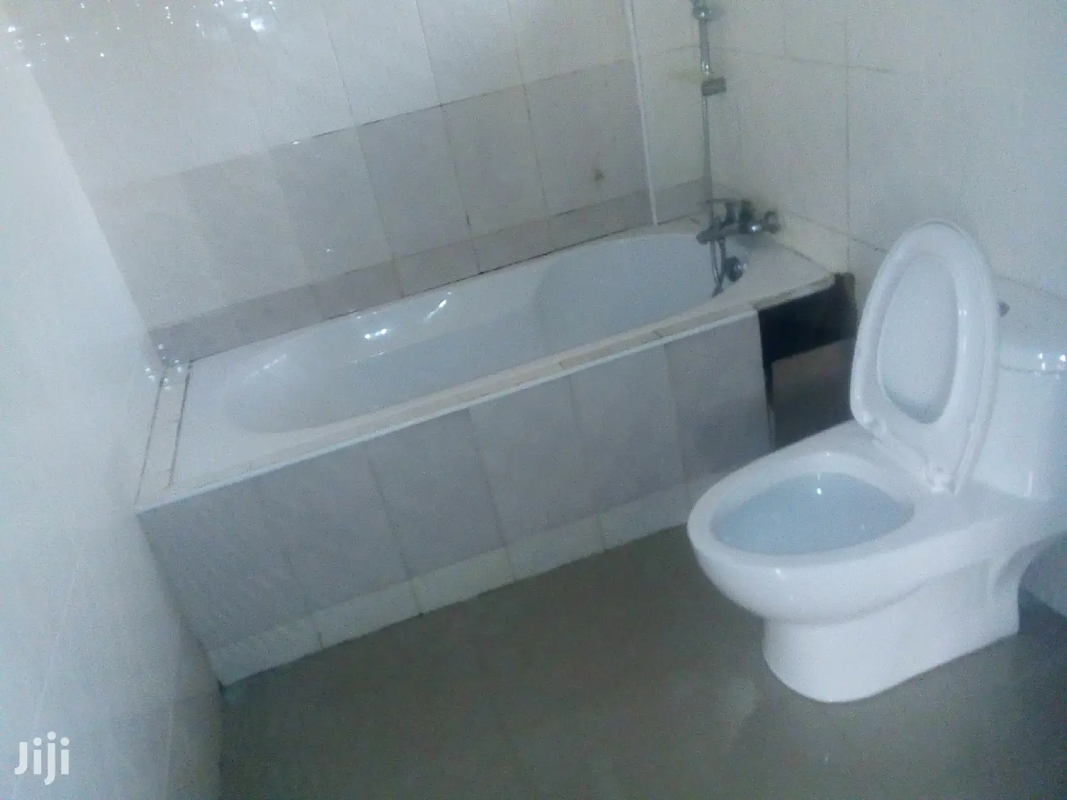 2bdrm Apartment in Teshie for Rent