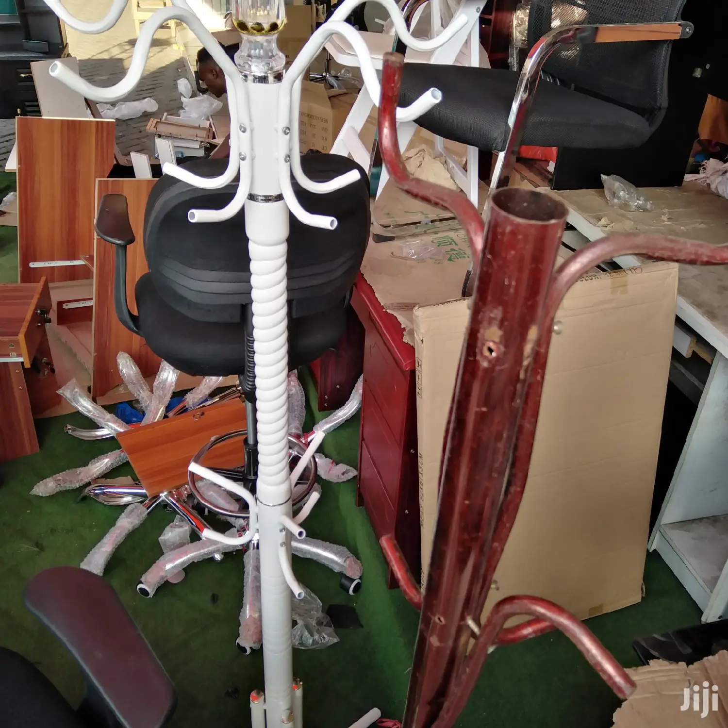 Hangers ( Hanger)