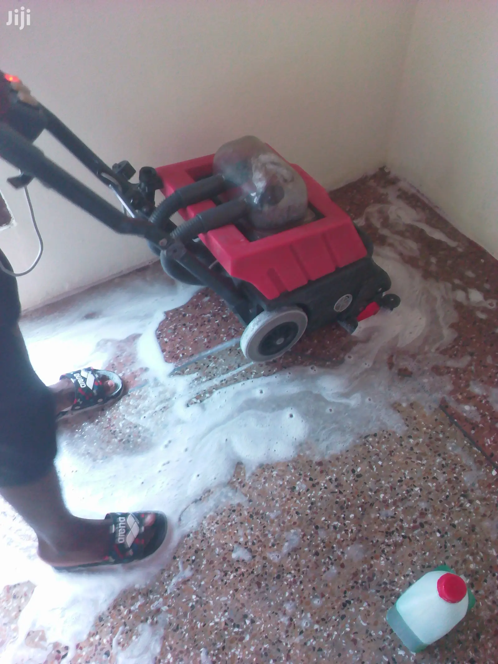 Tiles And Tarrazo Cleaning