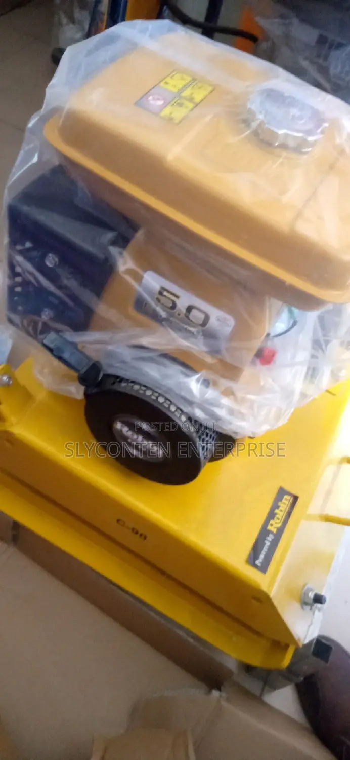 Robin 80kg Compactor