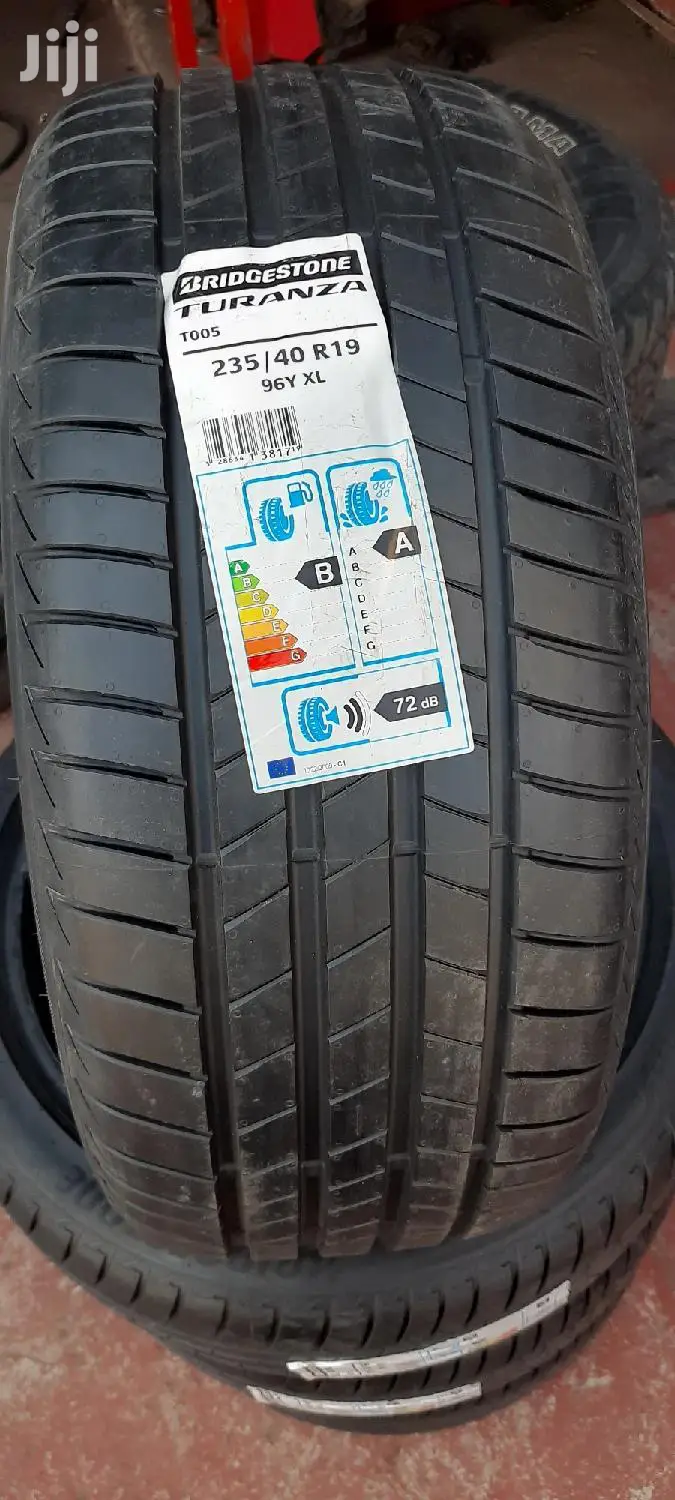 235/40r19 Brdgestone Tires