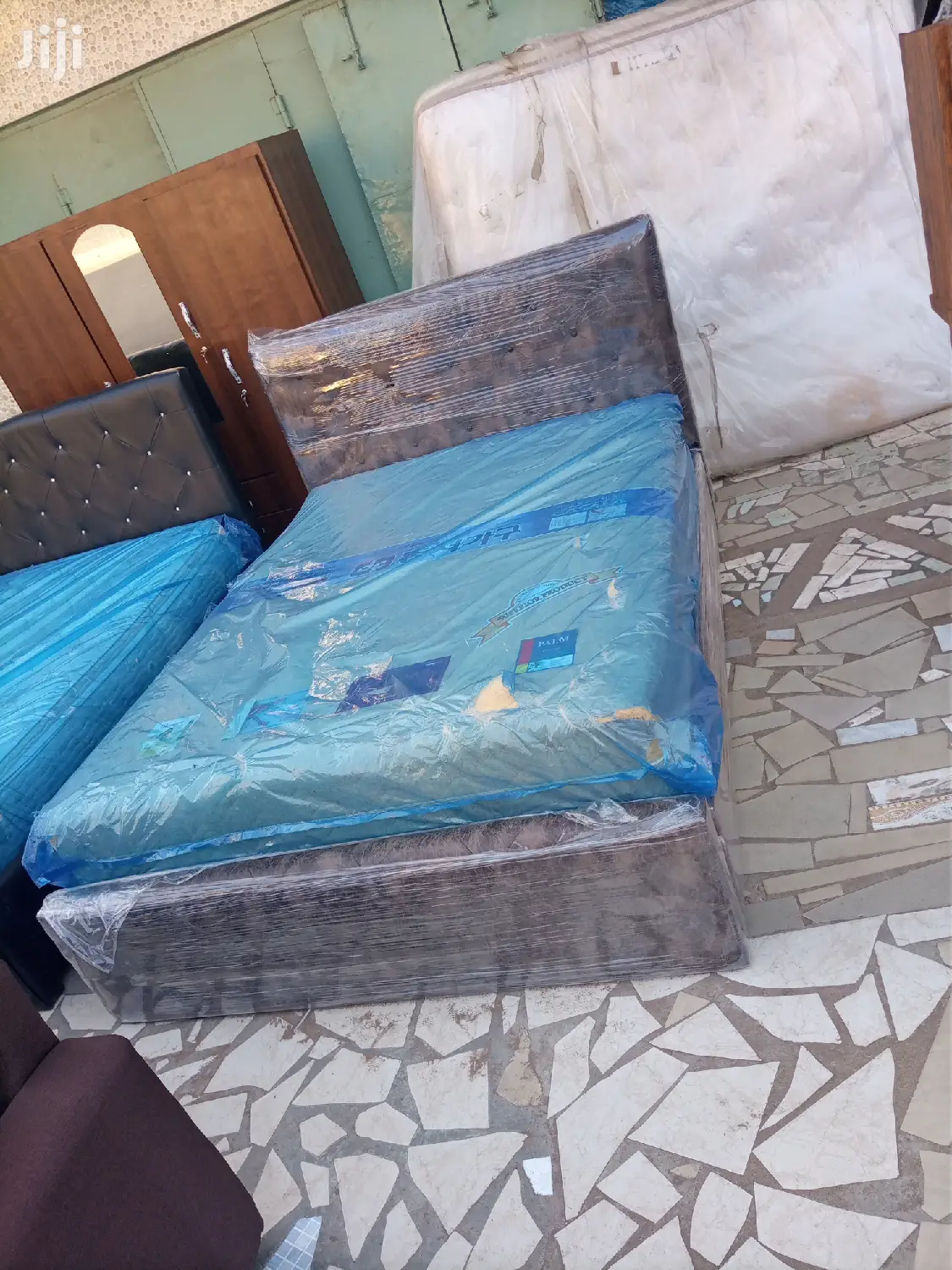 Camo Colored Queens Size Bed With Mattress ❤. Promotion.