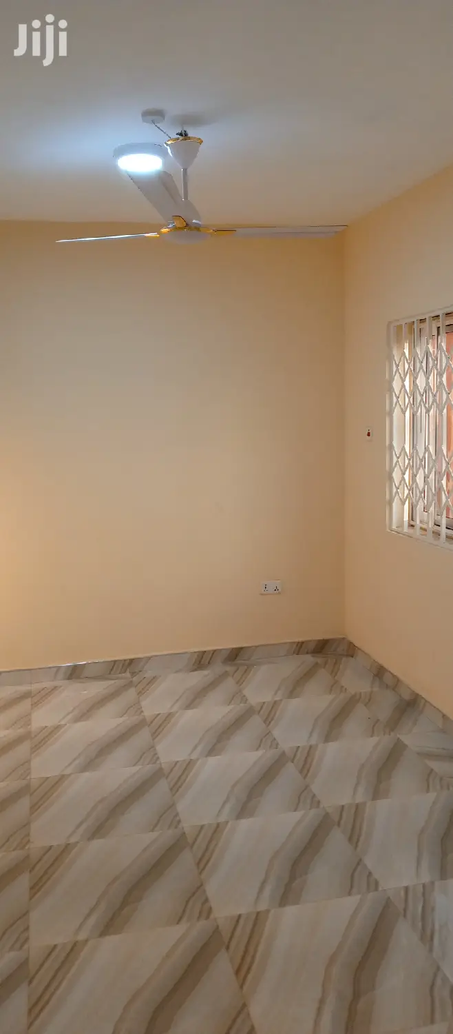 4bdrm Apartment in Ga East Municipal for rent