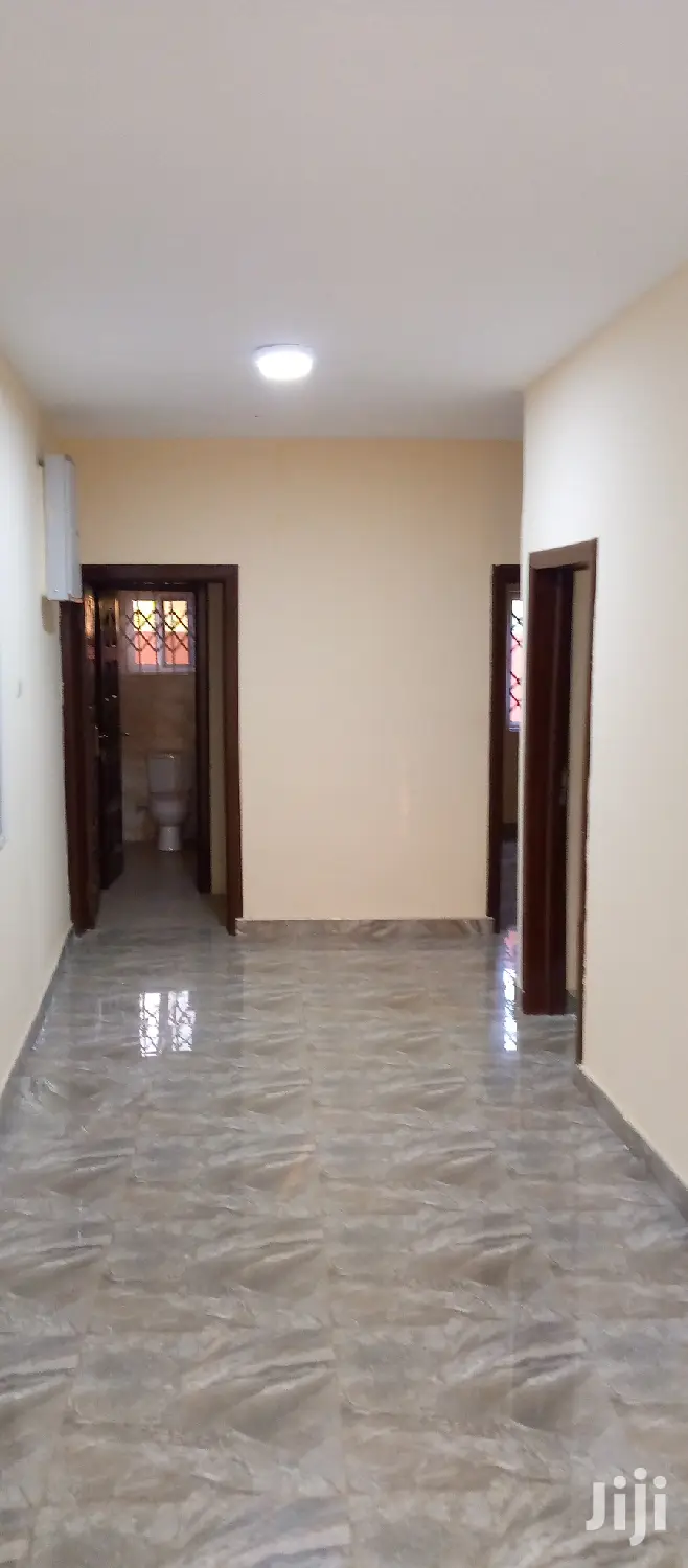 4bdrm Apartment in Ga East Municipal for rent