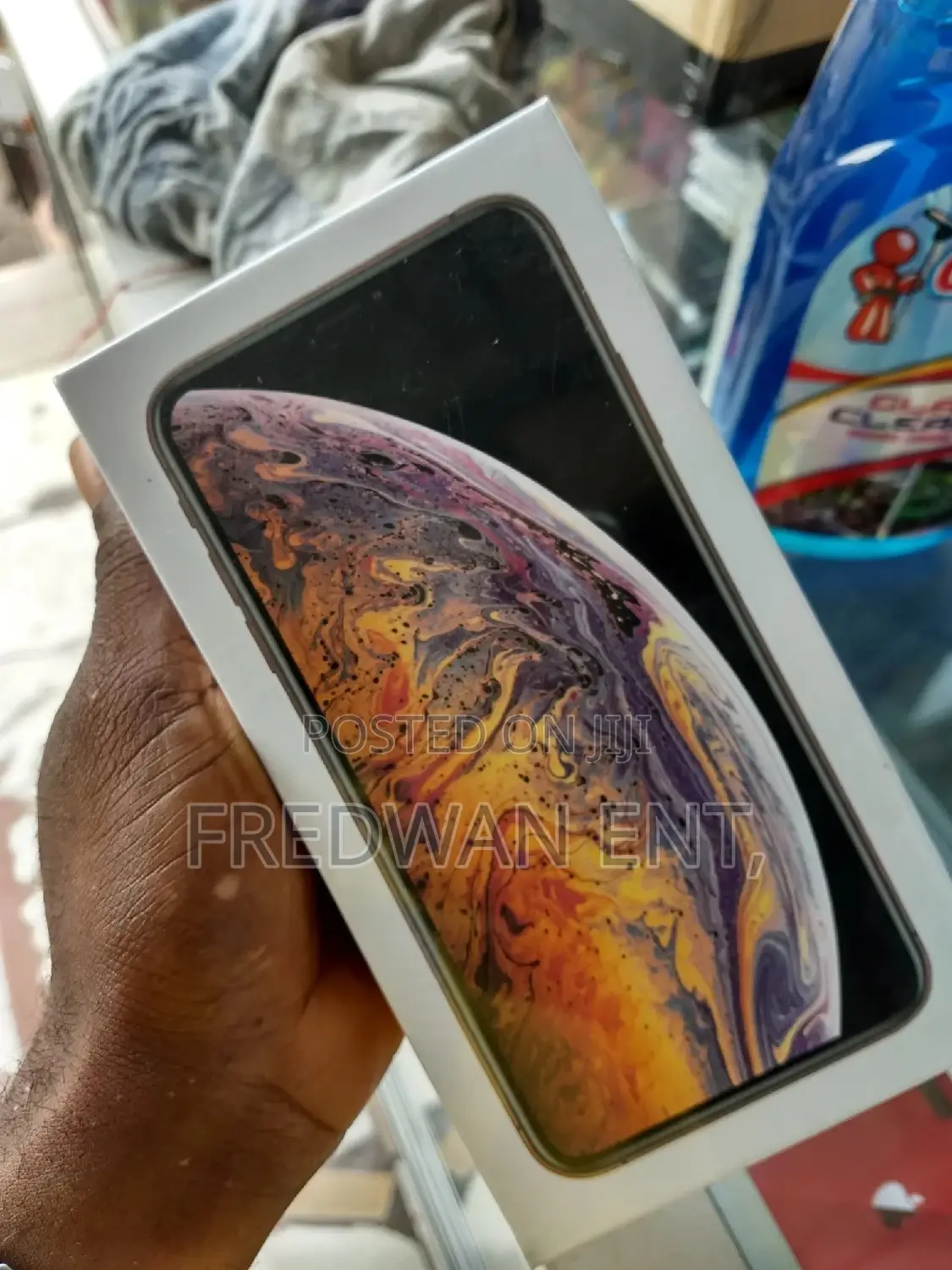 New Apple iPhone XS Max 64 GB Gold