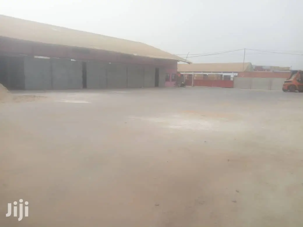 700sqm Warehouse at Accra