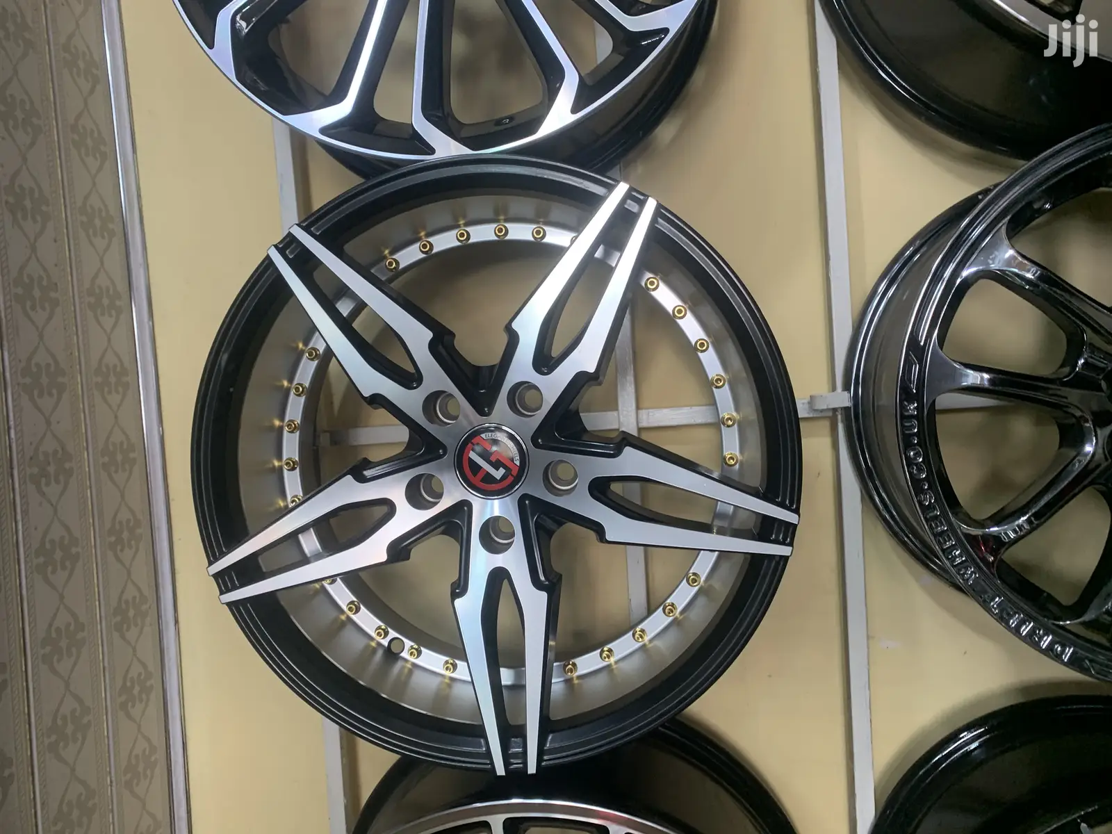 17 Rim For All Types Of Car