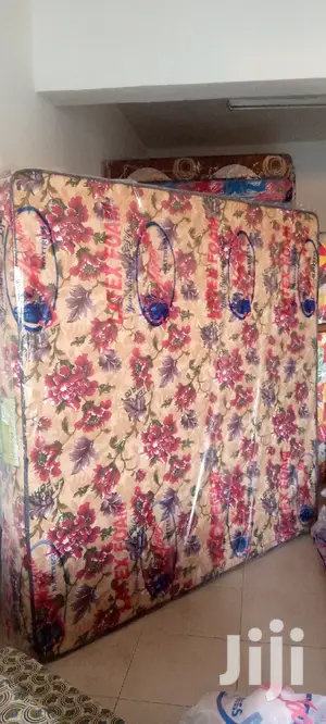 Mattress - 8inches Queen Size