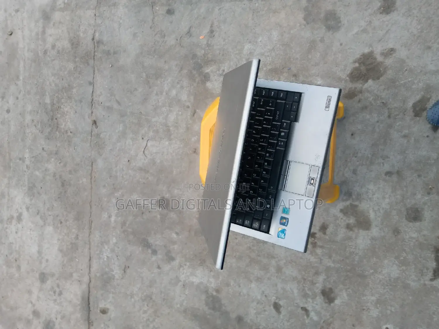 New Laptop Toshiba Tecra R940 2GB Intel Core 2 Duo HDD 160GB