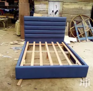 Diuble Bed
