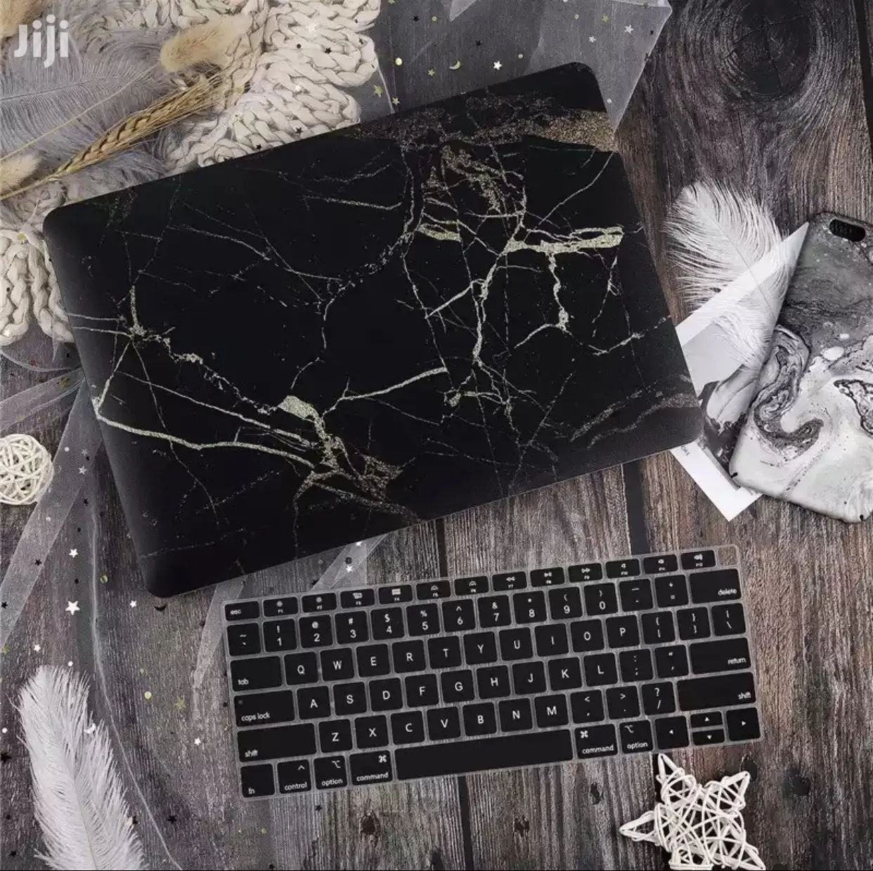 Marble Macbook 3-in-1 Bundle 13” TOUCHBAR