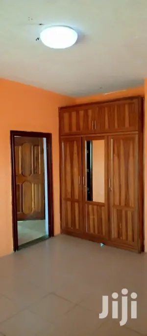 3bdrm Apartment in Ga East Municipal for rent