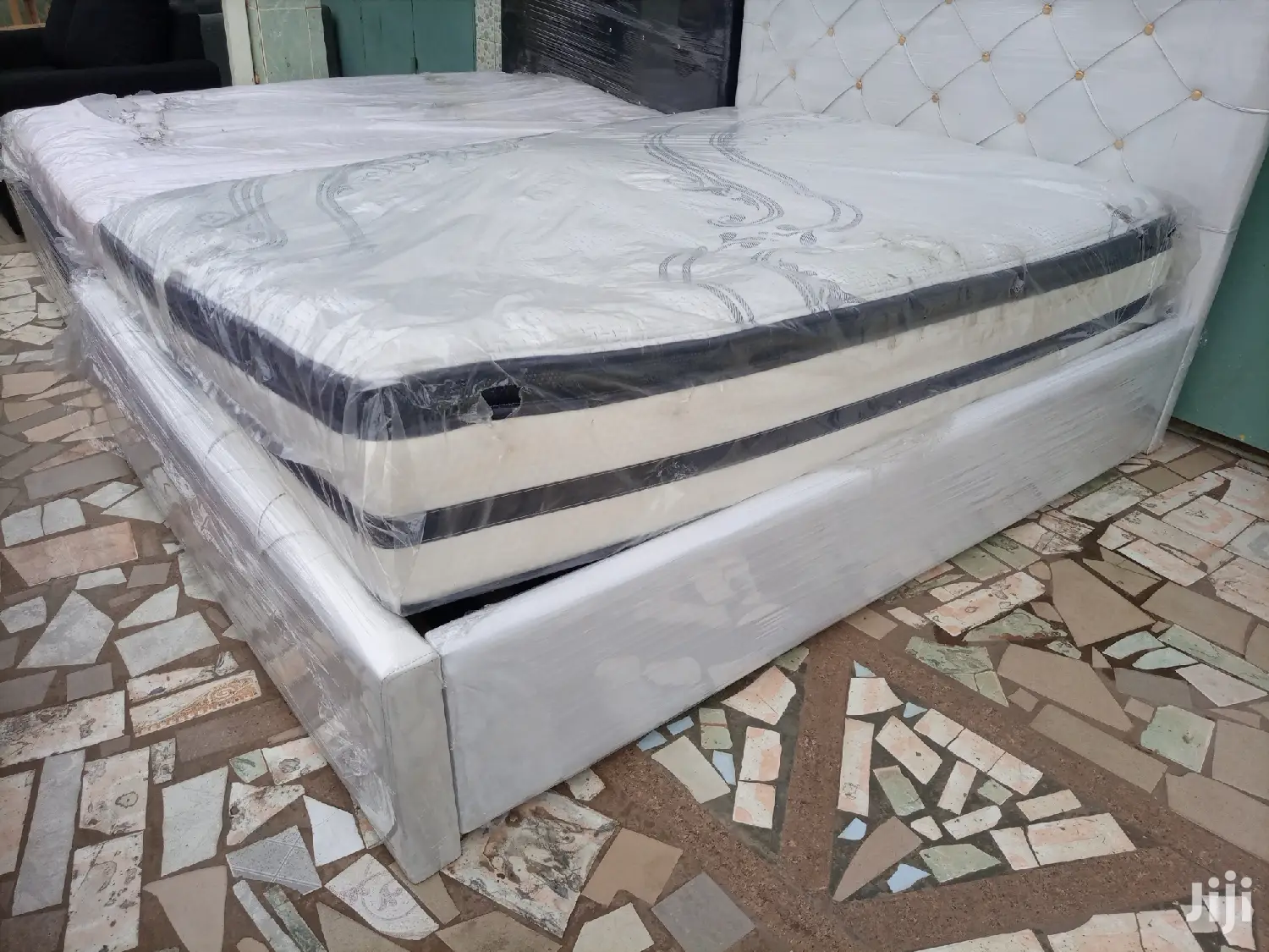 White Quality Queensize Bed. With Mattress 14 Inches