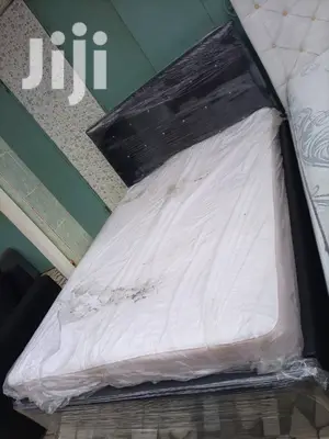 Cute Black Double Bed With Mattress
