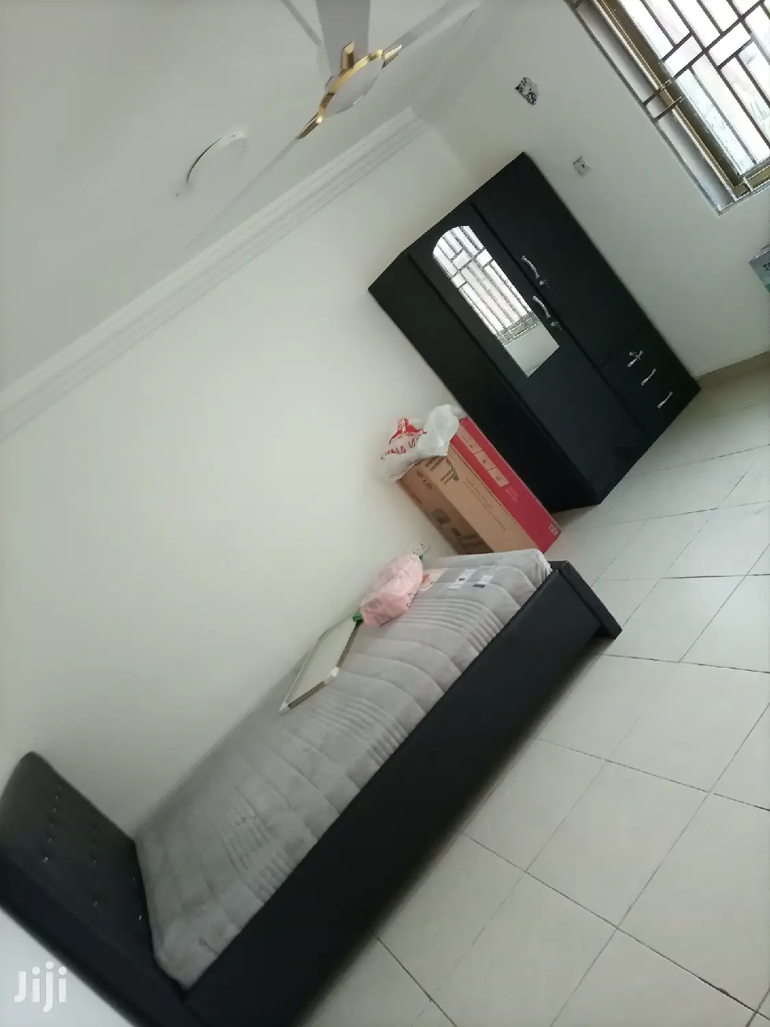 Bed+Mattress+Wardrobe 💕❤🖤 Promotion