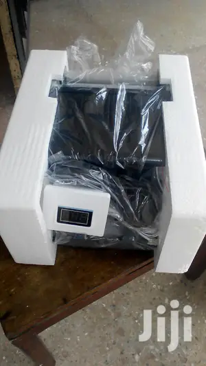 Fully Automatic Money Counting Machine