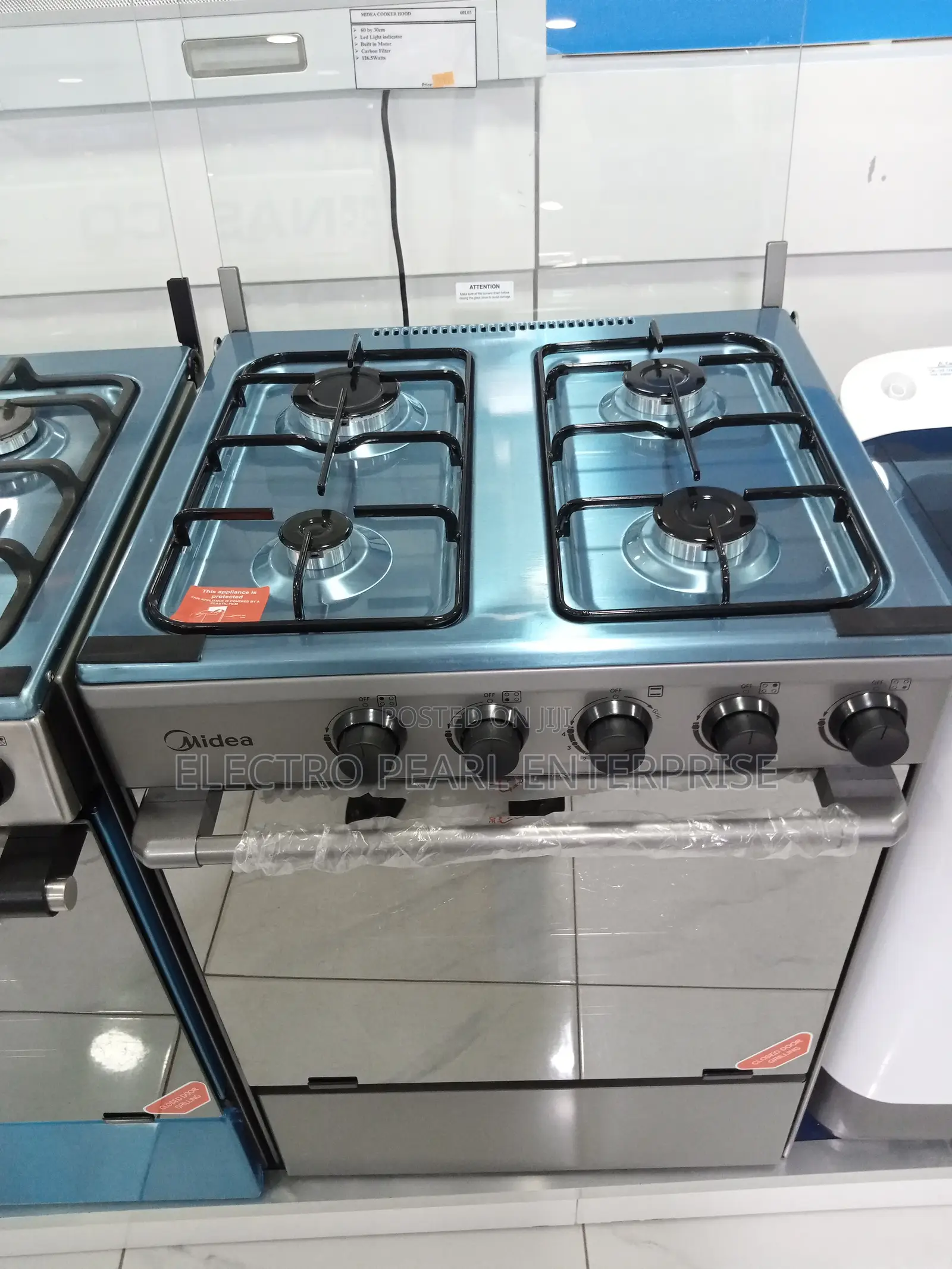 Midea Four Burner Oven and Grill